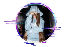 Zahide picture with TikTok border.